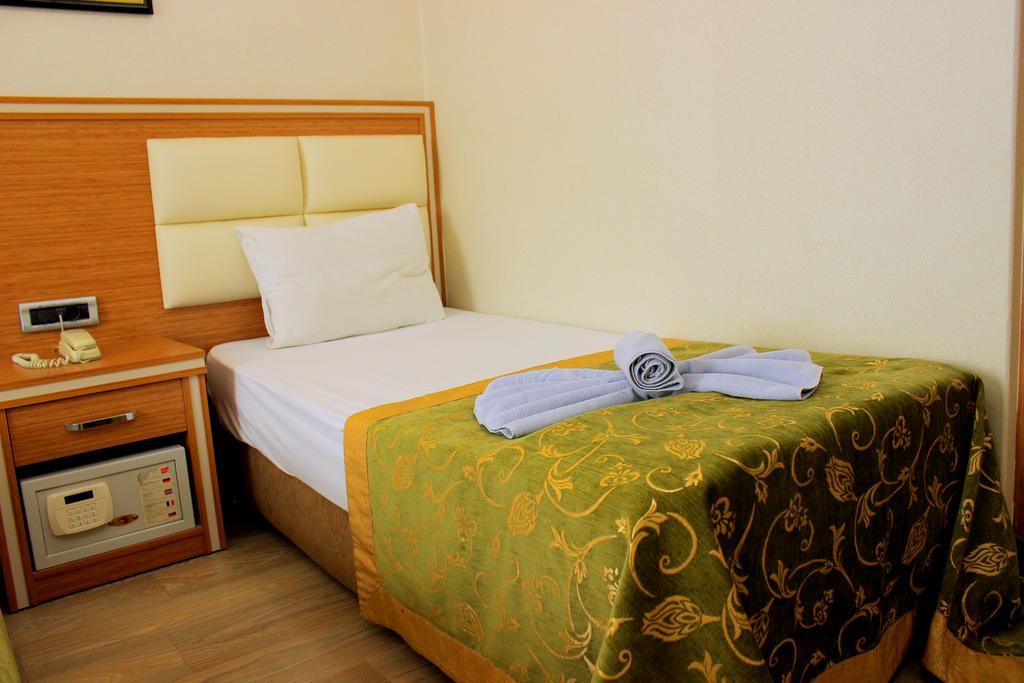 Hotel Buyuk Paris Istanbul Luaran gambar