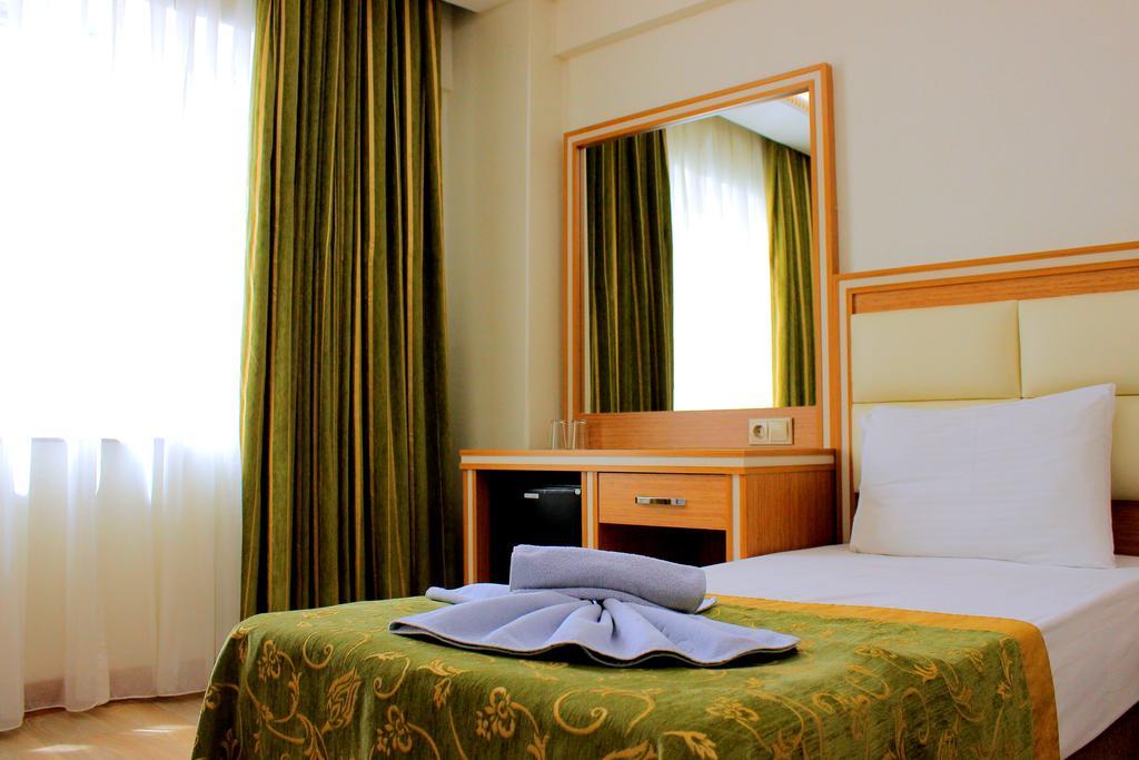 Hotel Buyuk Paris Istanbul Luaran gambar